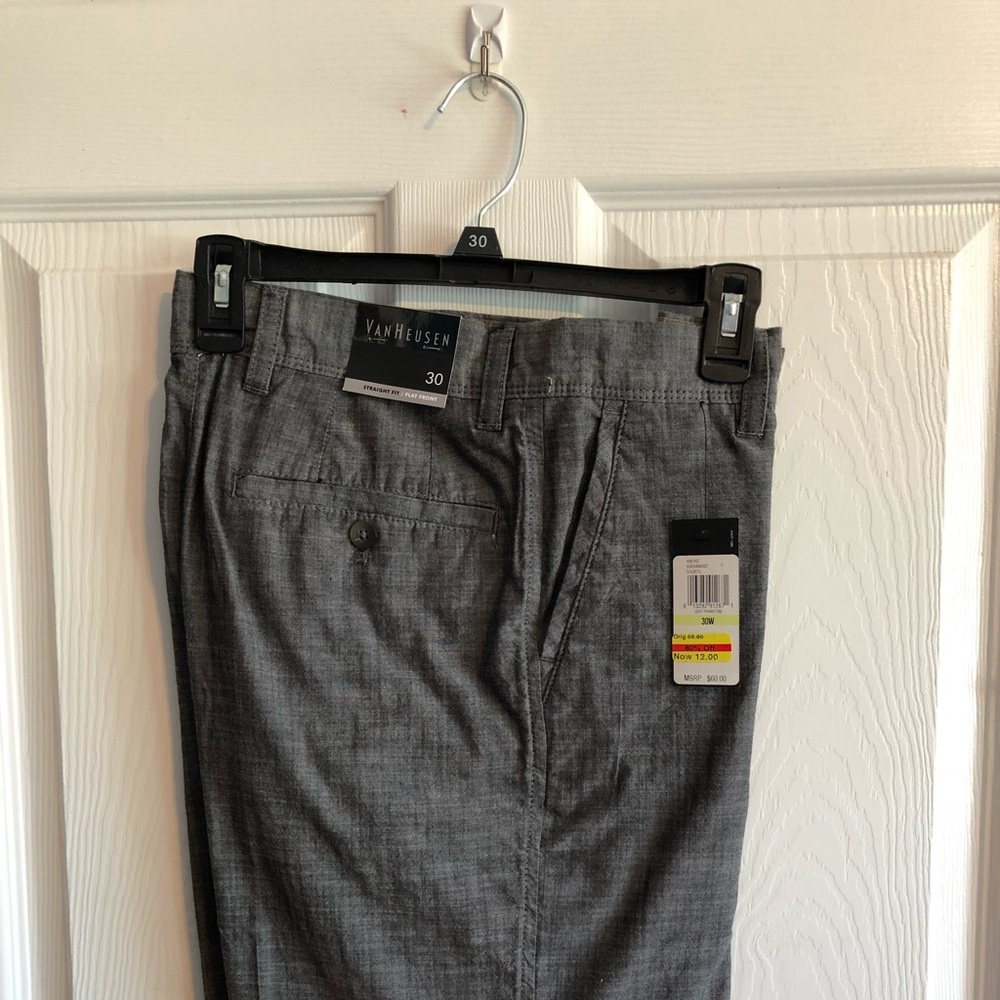 Van Heusen Flat Front men’s shorts